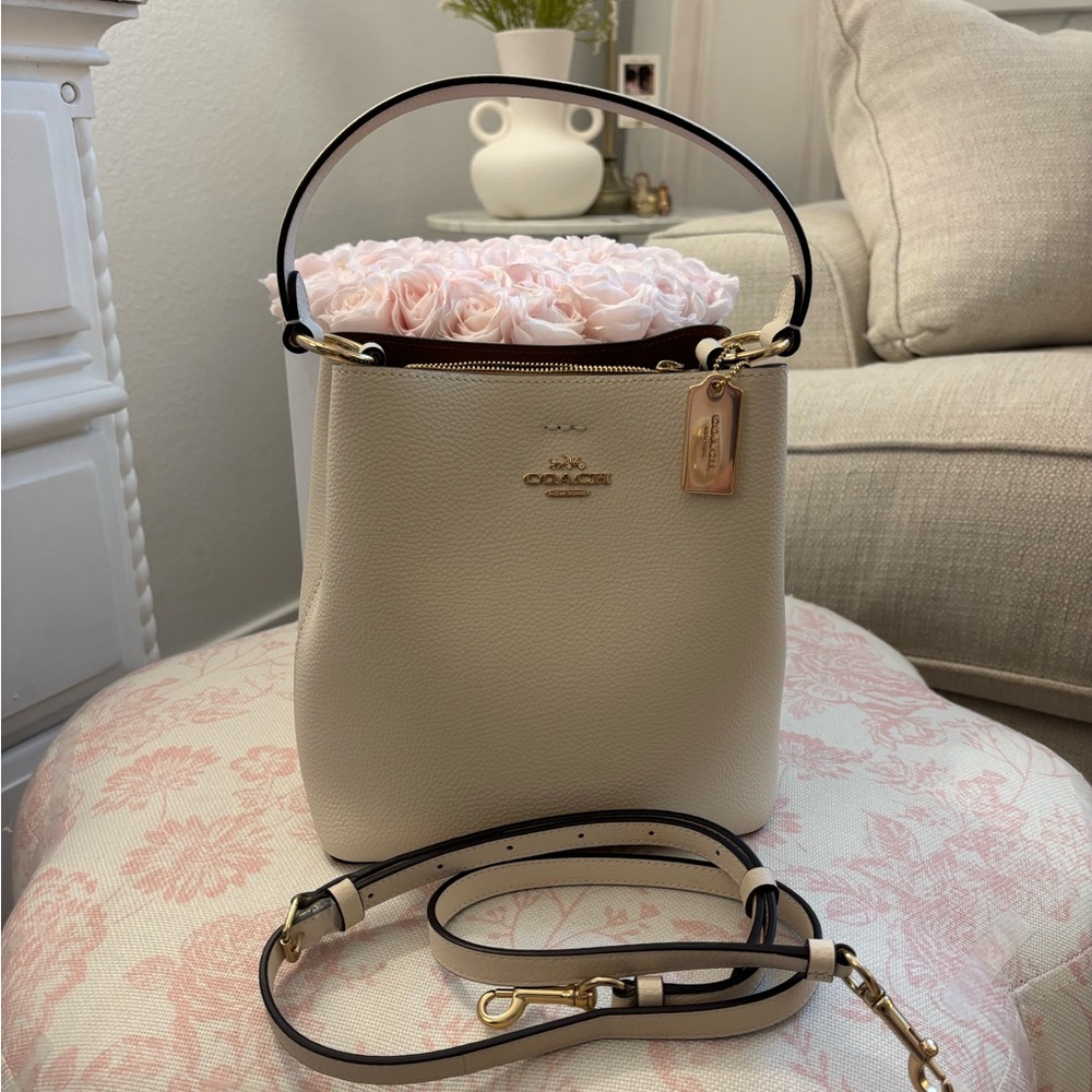 Coach Off-White Leather Bag